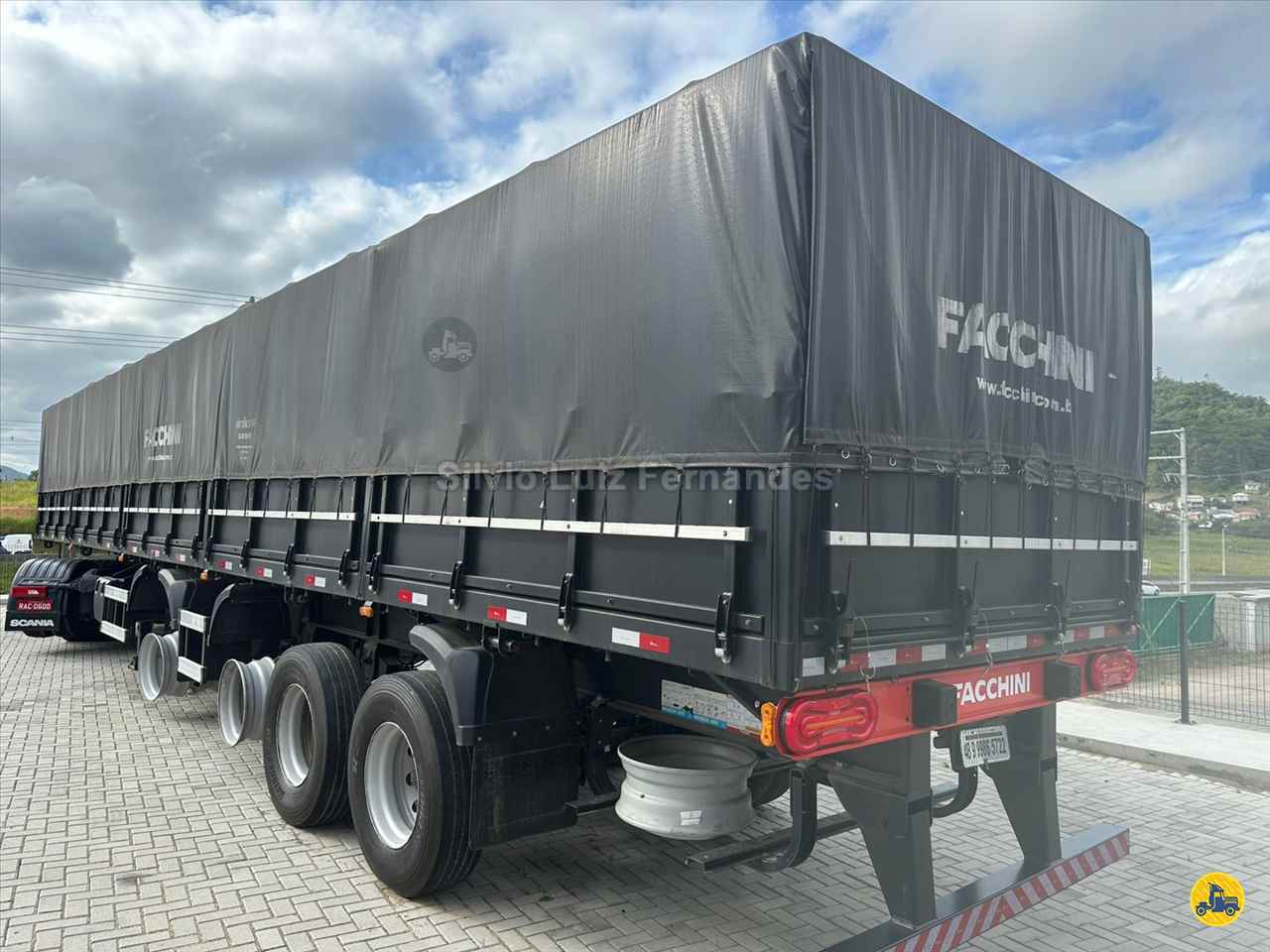 CARRETA SEMI-REBOQUE GRANELEIRO Silvio Caminhões TUBARAO SANTA CATARINA SC